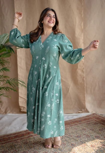 New Multi-Flower Midi Kurti