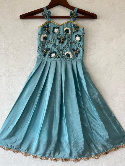 Enchanting Kids' Gown: Luxurious Chinnon Fabric & Butterfly Handwork